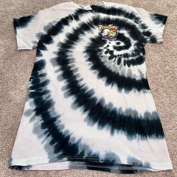 NWOT short sleeve t-shirt Brew Thru in Outer Banks - Picture 16 of 16